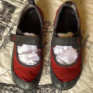 Merrell Mary Jane Pure Glove Sz 9.  Vibram soles.  Always worn with socks.